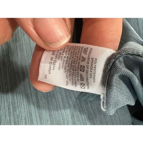 Neleus Dry Fit Logo Muscle Mens Shirt, size 2XL, Green and Black, Long Sleeves - Picture 5 of 5